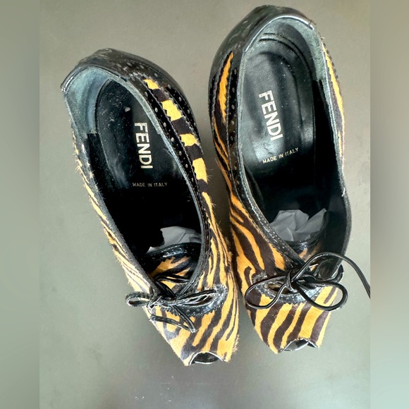 Fendi Zebra Print pony hair Size 7 1/2 - Picture 12 of 15